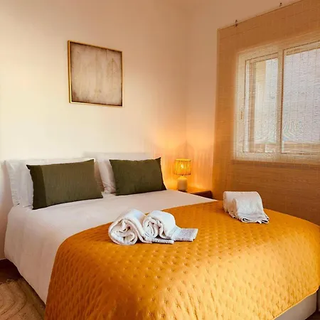 Cosy 3 Bed Old Town Apartament Albufeira